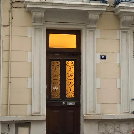 Capelet Apartment